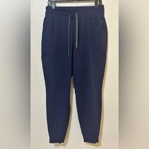 Jaanu Navy scrub set like new size MP jogger and small top